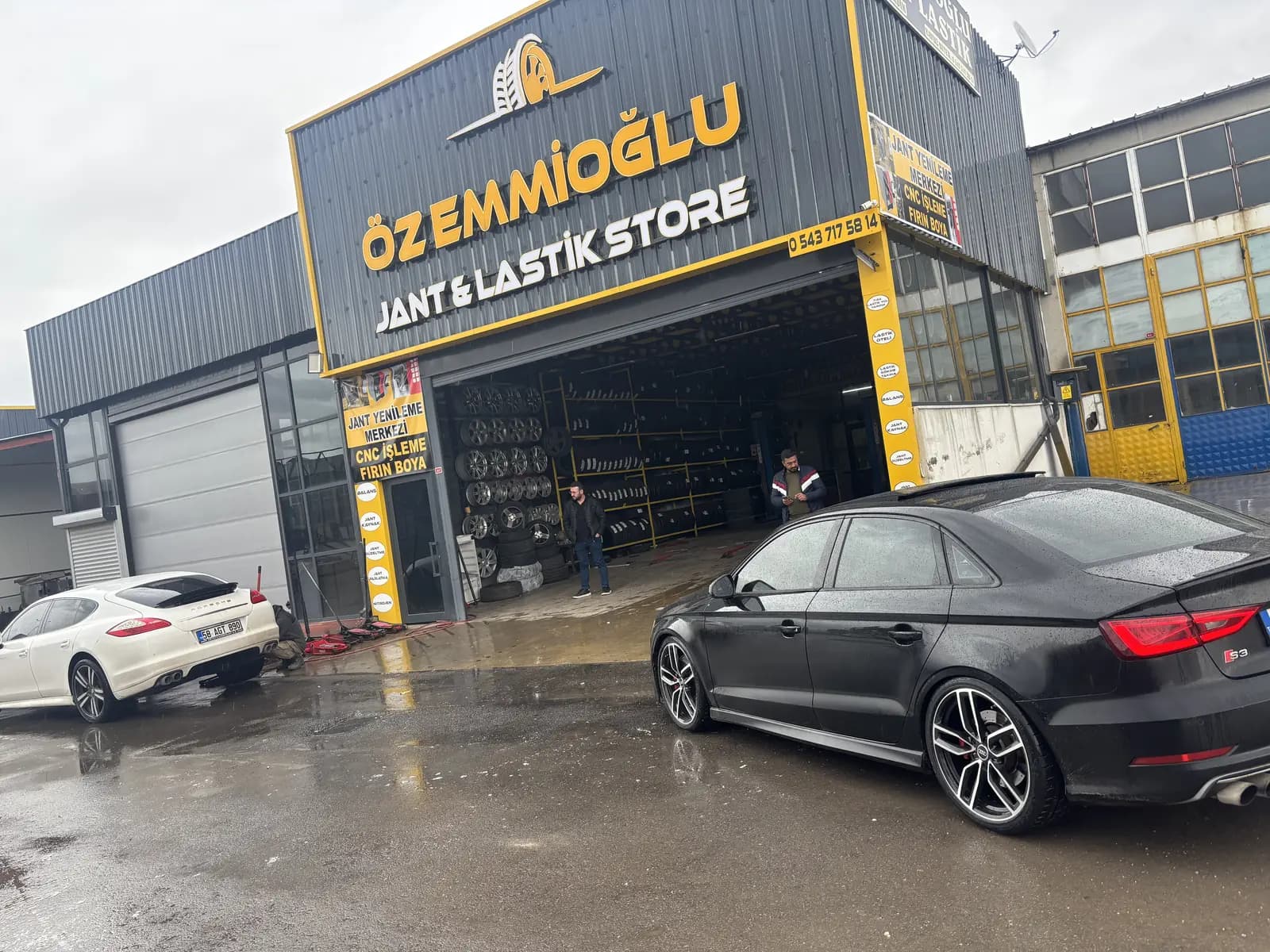 Gültepe 17. Sanayi Sokak'taki atölyenin dış cephesi